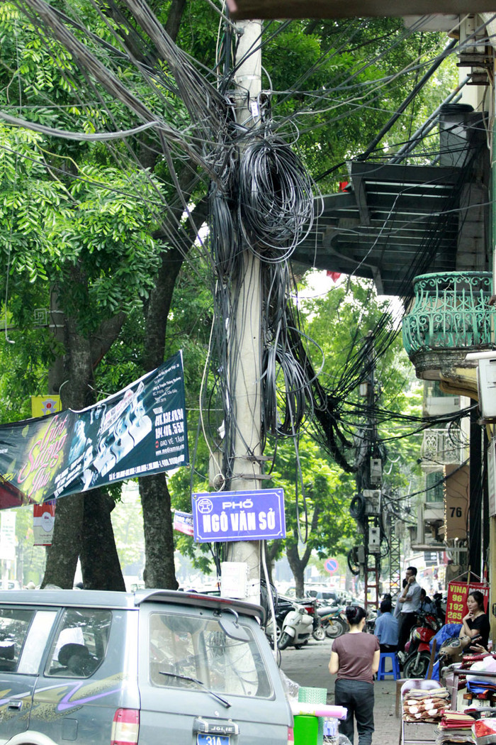 Ở các khu phố sát trung tâm TP. Hà Nội cũng không khá khẩm hơn