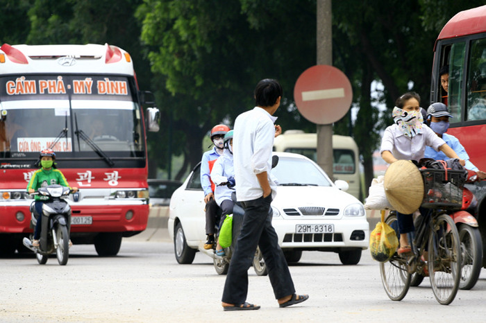 Tung tăng trên đường ! Tung tăng trên đường !