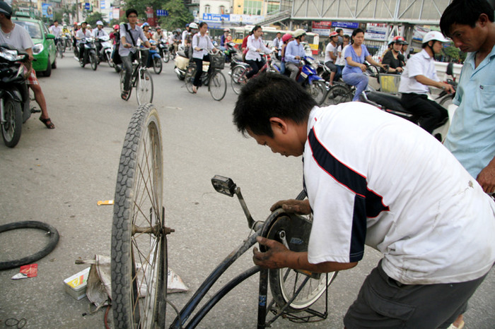 Hoặc biến thành nơi sửa xe vào giờ tan tầm Hoặc biến thành nơi sửa xe vào giờ tan tầm