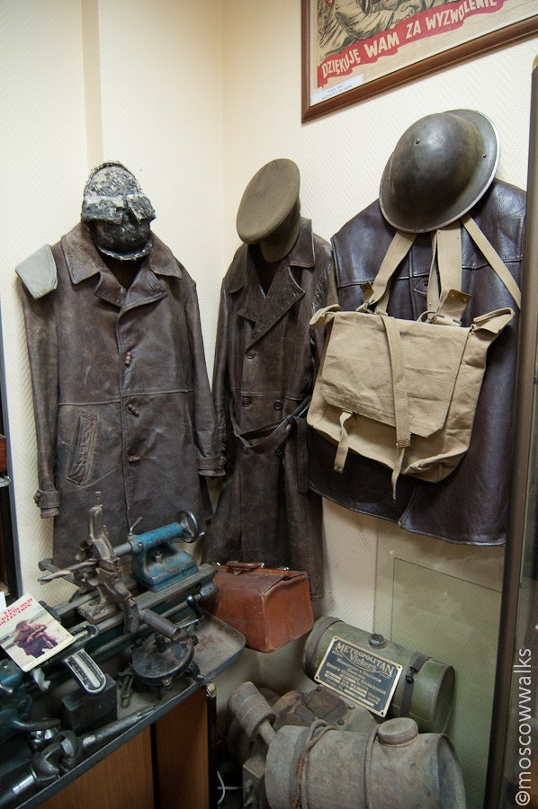 Áo vét da của Canadian, Mỹ và Anh. Áo vét da của Canadian, Mỹ và Anh.