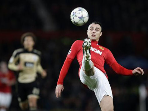 Berbatov gia nhập danh sách chấn thương vốn đã khá dày của MU Berbatov gia nhập danh sách chấn thương vốn đã khá dày của MU