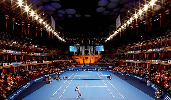 Khung cảnh sân Royal Albert Hall trong ngày thi đấu thứ nhất của giải AEGON Masters Khung cảnh sân Royal Albert Hall trong ngày thi đấu thứ nhất của giải AEGON Masters