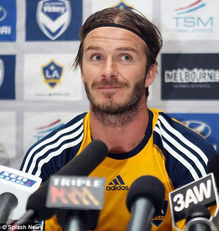 Beckham thích được vào sân đá bóng hơn là ngồi yên một chỗ Beckham thích được vào sân đá bóng hơn là ngồi yên một chỗ