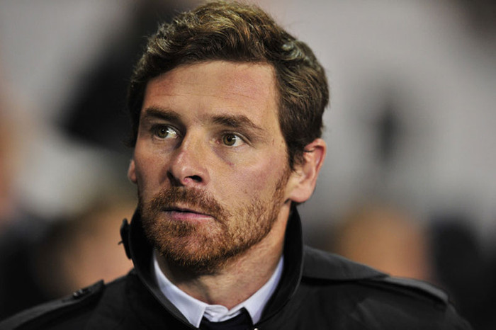 Andre VIlla-Boas đang có rất nhiều nỗi lo trước Giáng sinh, và trận đấu này chỉ là một trong số đó Andre VIlla-Boas đang có rất nhiều nỗi lo trước Giáng sinh, và trận đấu này chỉ là một trong số đó