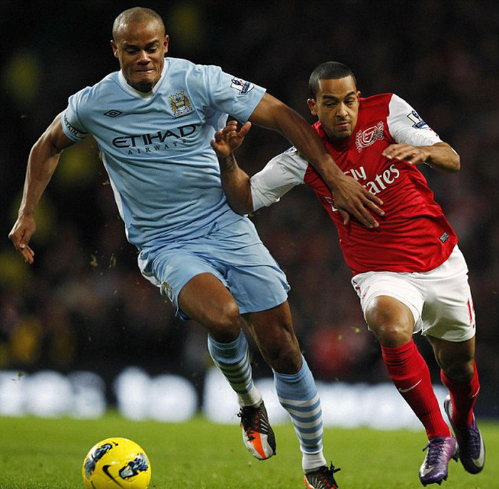 Hình như khi hai đội bóng này gặp nhau thì khán giả được no nê bóng đá hơn. Xem video bàn thắng duy nhất của David Silva Hình như khi hai đội bóng này gặp nhau thì khán giả được no nê bóng đá hơn. Xem video bàn thắng duy nhất của David Silva