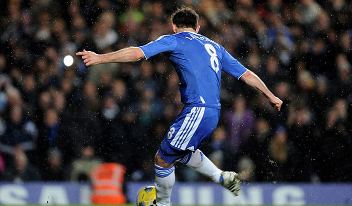 Và ở phút 83, Lampard thực hiện chính xác quả phạt đền Và ở phút 83, Lampard thực hiện chính xác quả phạt đền