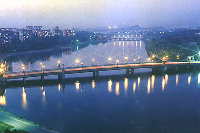 Donetsk (Ukraine) sẽ tổ chức các trận đấu ở bảng D Donetsk (Ukraine) sẽ tổ chức các trận đấu ở bảng D