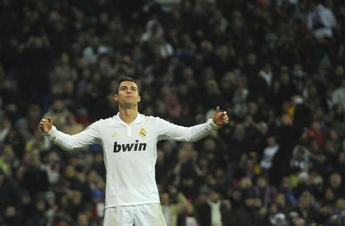 Ronaldo vẫn chưa biết cách tỏa sáng trong trận El Clasico Ronaldo vẫn chưa biết cách tỏa sáng trong trận El Clasico