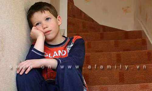 Còn cha còn mẹ vẫn "mồ côi" ảnh 1