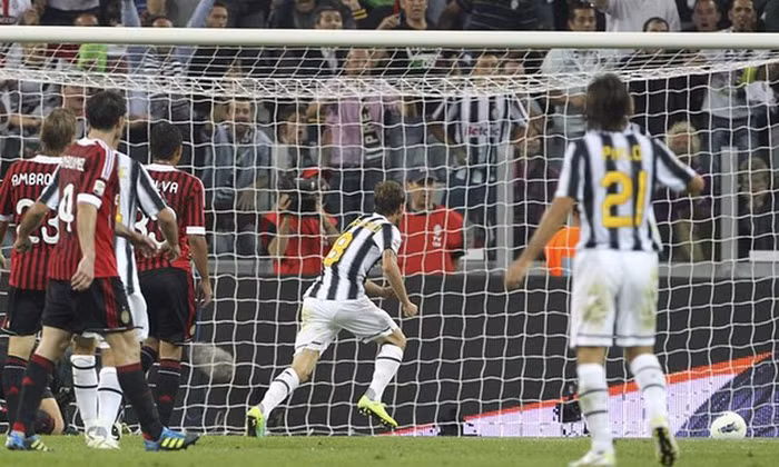 Nhưng anh không thể giúp Milan trụ vững ở những phút cuối