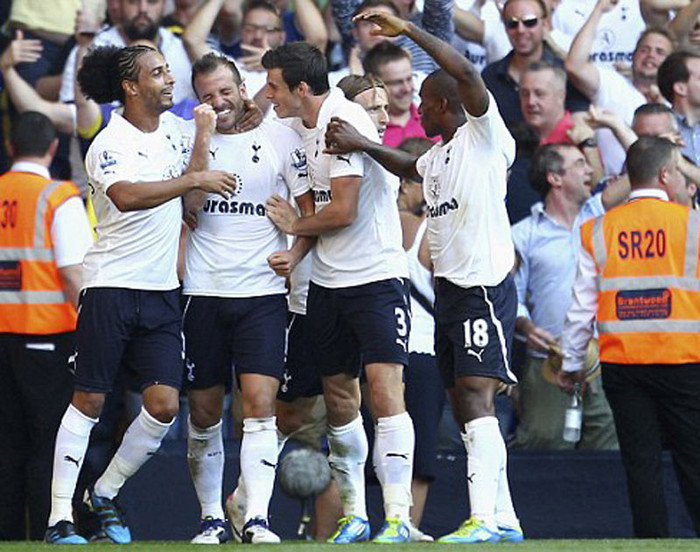 Thế trận từ lúc này thuộc về Tottenham