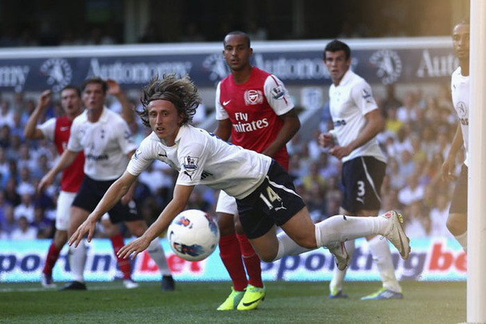 Spurs gặp nhiều khó khăn sau khi bị gỡ hòa