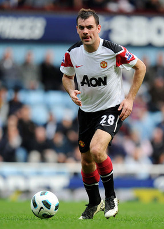 4. Darren Gibson: hàng tiền vệ MU đã có Darren Fletcher, Michael Carrick, Anderson và ngôi sao mới Tom Cleverley, chưa kể cả lão tướng Ryan Giggs cũng đá được ở giữa. Gibson đơn giản là không có chỗ 4. Darren Gibson: hàng tiền vệ MU đã có Darren Fletcher, Michael Carrick, Anderson và ngôi sao mới Tom Cleverley, chưa kể cả lão tướng Ryan Giggs cũng đá được ở giữa. Gibson đơn giản là không có chỗ