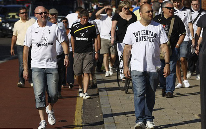 Lần đầu tiên, fan Tottenham đến sân với sự tự tin tuyệt đối rằng họ sẽ đánh bại Arsenal