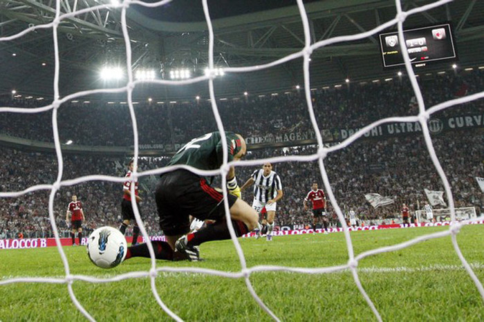 Abbiati mắc một sai lầm nghiêm trọng... Abbiati mắc một sai lầm nghiêm trọng...