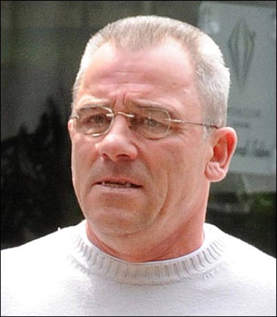 Ông Ted Terry bị truy tố vì hành vi buôn bán cocaine Ông Ted Terry bị truy tố vì hành vi buôn bán cocaine