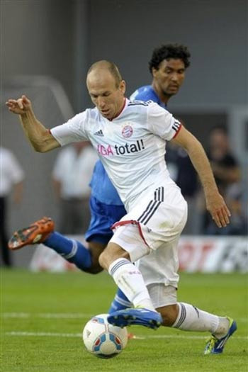 Robben đang nghỉ dưỡng thương sau ca phẫu thuật đĩa đệm Robben đang nghỉ dưỡng thương sau ca phẫu thuật đĩa đệm