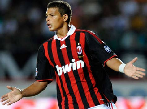 Thiago Silva từng thừa nhận Barca theo đuổi anh