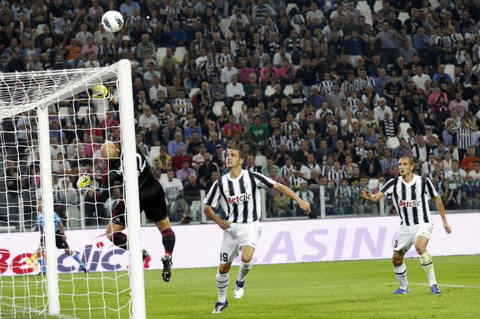 Ngay từ đầu, Christian Abbiati đã phải nỗ lực làm việc Ngay từ đầu, Christian Abbiati đã phải nỗ lực làm việc