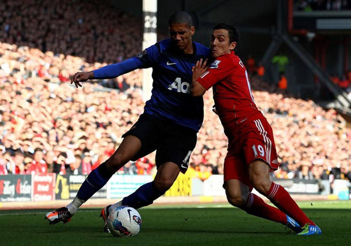 Thế trận hiệp 1 nghiêng về Liverpool, nhưng không có bàn thắng nào được ghi Thế trận hiệp 1 nghiêng về Liverpool, nhưng không có bàn thắng nào được ghi