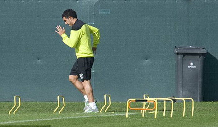 Án phạt của Tevez có thể còn dây dưa tới tận tháng 12, và anh có thể phải nộp phạt lên tới 1 triệu bảng