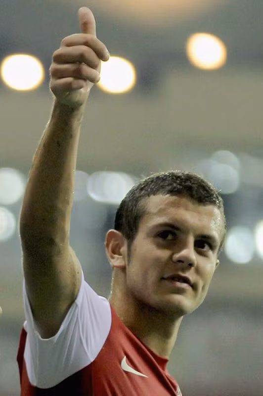 Quá tin vào lớp trẻ: Những người như Jack Wilshere trong đội hình Arsenal không đủ kinh nghiệm để giành danh hiệu