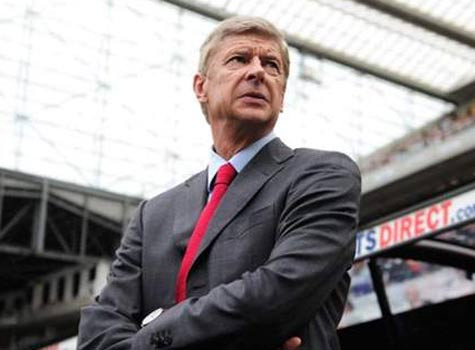 Wenger bán 3 ngôi sao và bị mất 1 trụ cột vì chấn thương