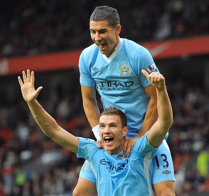 Một Man City bản lĩnh và khôn ngoan đã có chiến thắng đậm nhất trước gã hàng xóm sau 15 năm Một Man City bản lĩnh và khôn ngoan đã có chiến thắng đậm nhất trước gã hàng xóm sau 15 năm