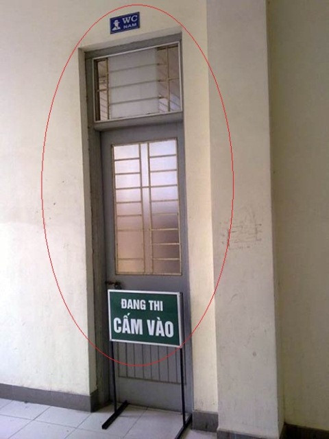 Khu vực cấm! Khu vực cấm!