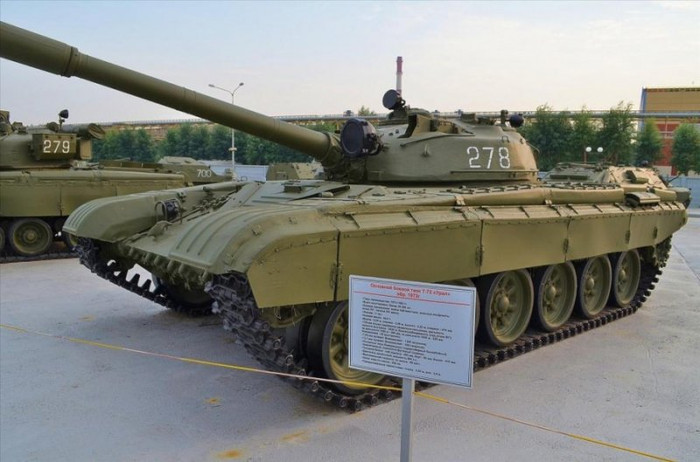Xe tăng T-72. Xe tăng T-72.