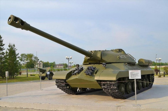 Xe tăng tại bảo tàng Andrei Kozitsyn Xe tăng tại bảo tàng Andrei Kozitsyn