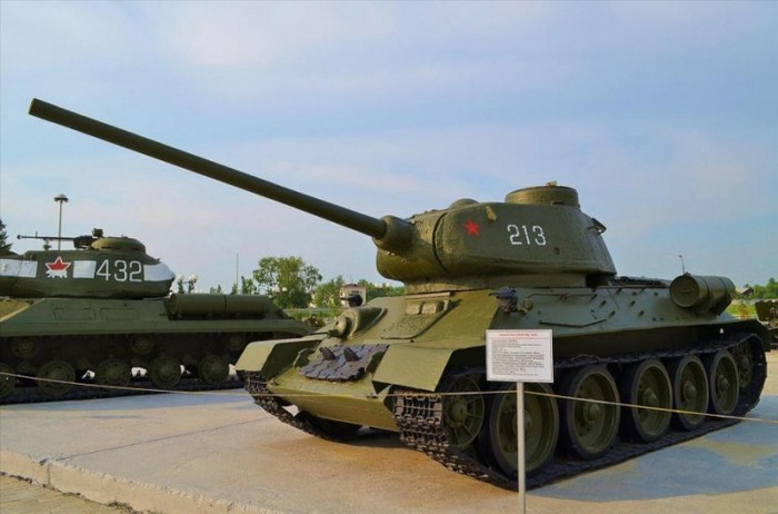 Xe tăng tại bảo tàng Andrei Kozitsyn Xe tăng tại bảo tàng Andrei Kozitsyn