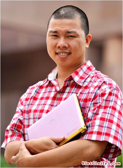 Diễn viên hài Hải Anh hiện là ông chủ của một chuỗi cửa hàng thời trang. Diễn viên hài Hải Anh hiện là ông chủ của một chuỗi cửa hàng thời trang.