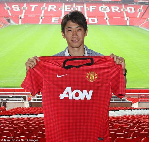 Kagawa: "Tôi chưa làm được điều gì để xứng đáng với áo số 7"