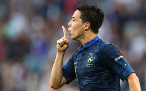 Samir Nasri bị đẩy lên ghế dự bị vì lục đục nội bộ ở ĐT Pháp Samir Nasri bị đẩy lên ghế dự bị vì lục đục nội bộ ở ĐT Pháp