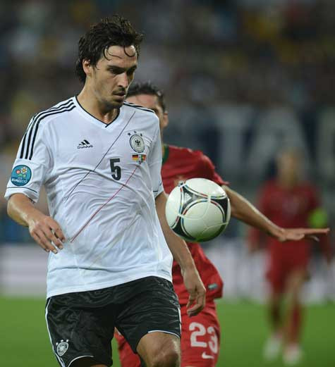 Joachim Low đã chính xác khi để Mats Hummels đá chính trong trận đầu tiên