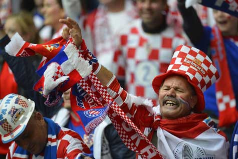 Những người Croatia đang bừng bừng khí thế sau trận ra quân thành công của đội nhà Những người Croatia đang bừng bừng khí thế sau trận ra quân thành công của đội nhà