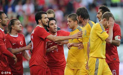 Ukraine đã mất tới 10 người trong trận giao hữu với Thổ Nhĩ Kỳ