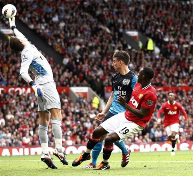 Nhưng trên hết, các hậu vệ Arseanl đã tự làm mình hổ thẹn Nhưng trên hết, các hậu vệ Arseanl đã tự làm mình hổ thẹn