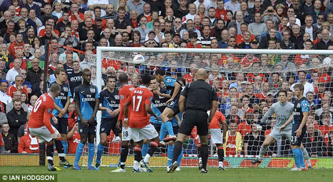 Cú đá phạt thần sầu đã gần như đút túi 3 điểm cho MU