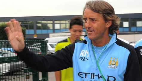 Mancini: "Chúng tôi đặt mục tiêu ăn 4 với đội hình đang có". Mancini: "Chúng tôi đặt mục tiêu ăn 4 với đội hình đang có".