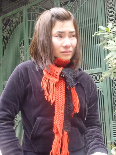 Chị Lý xúc động trước tình cảm, chia sẻ của hàng xóm