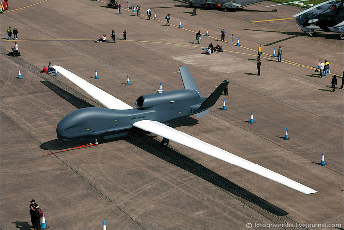 UAV Global Hawk. UAV Global Hawk.