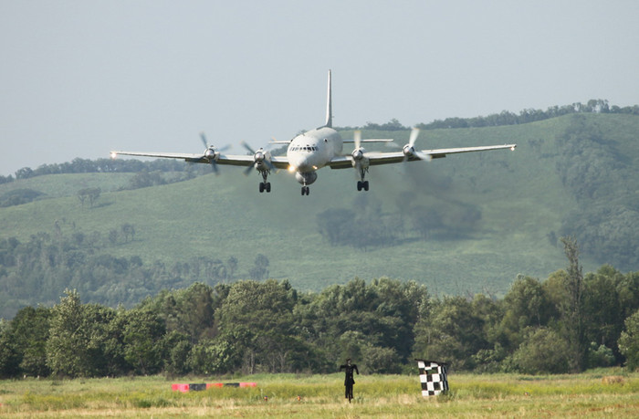 Máy bay tuần tra, chống tàu ngầm Il-38.