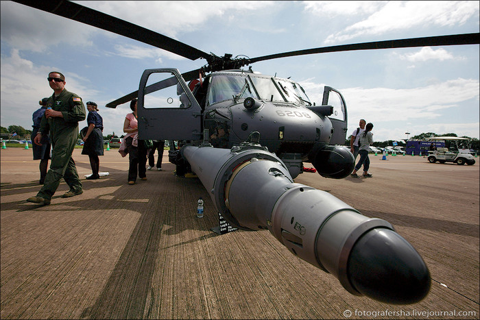 Trực thăng HH-60 Pave Hawk. Trực thăng HH-60 Pave Hawk.