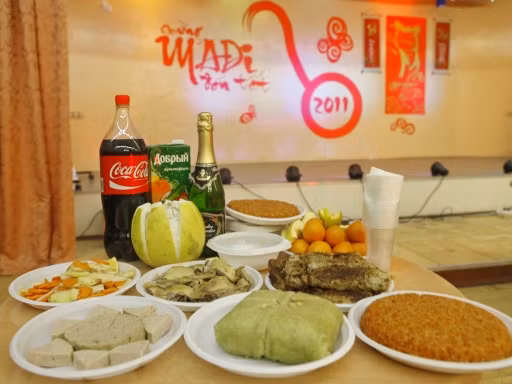 Ăn “Tết ta” thì ngắn, đón “Tết Tây” thì dài ảnh 1