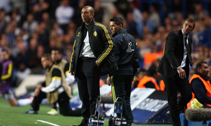 Di Matteo bắt đầu lo lắng. Di Matteo bắt đầu lo lắng.