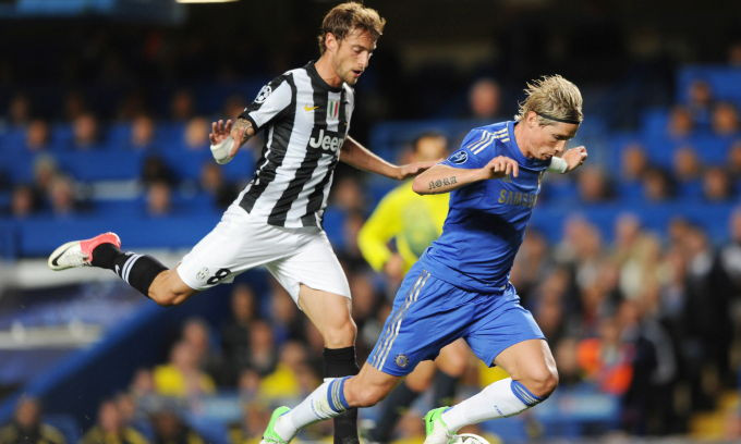 Anh không có nhiều khoảng trống để dứt điểm. Anh không có nhiều khoảng trống để dứt điểm.