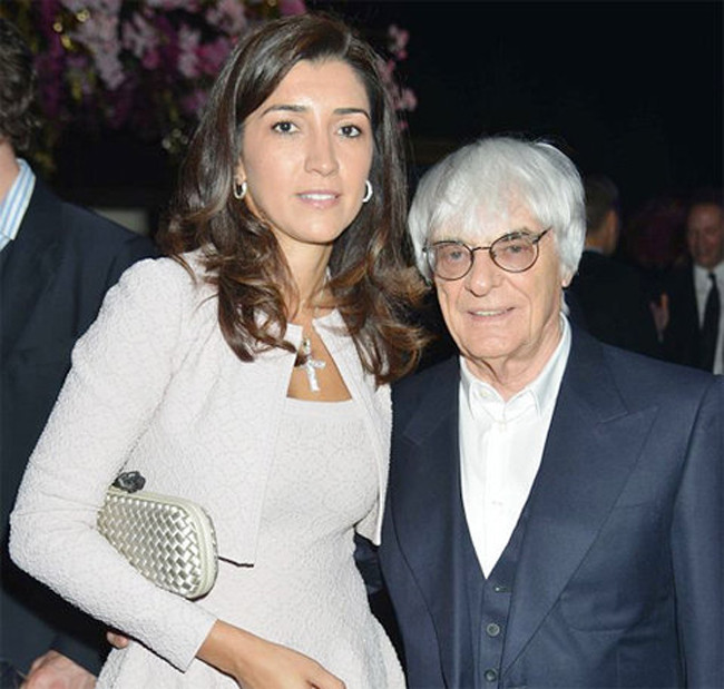 Bị con gái phản đối dữ dội, nhưng Bernie Ecclestone vẫn quyết định đi bước nữa. Bị con gái phản đối dữ dội, nhưng Bernie Ecclestone vẫn quyết định đi bước nữa.