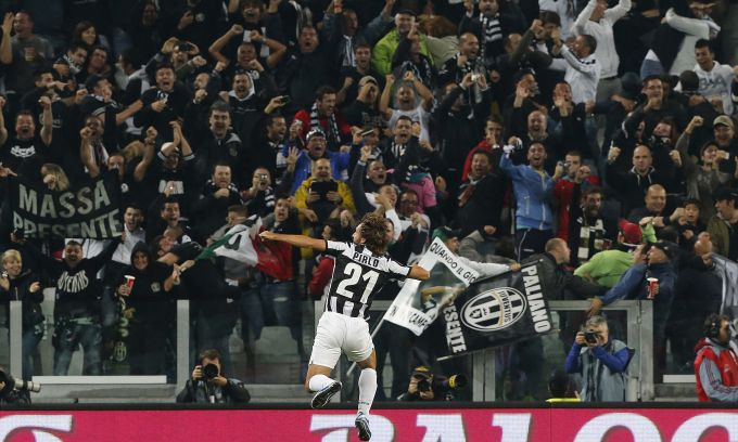 Pirlo khai thông thế bế tắc.